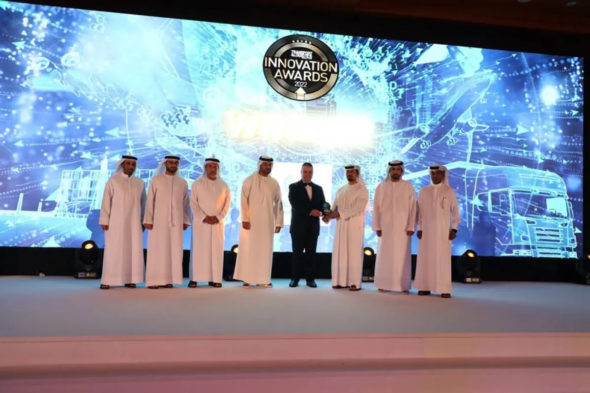 جائزة أفضل جهة أمنية في مجال الابتكار  لشرطة دبي. الصورة من "وام"