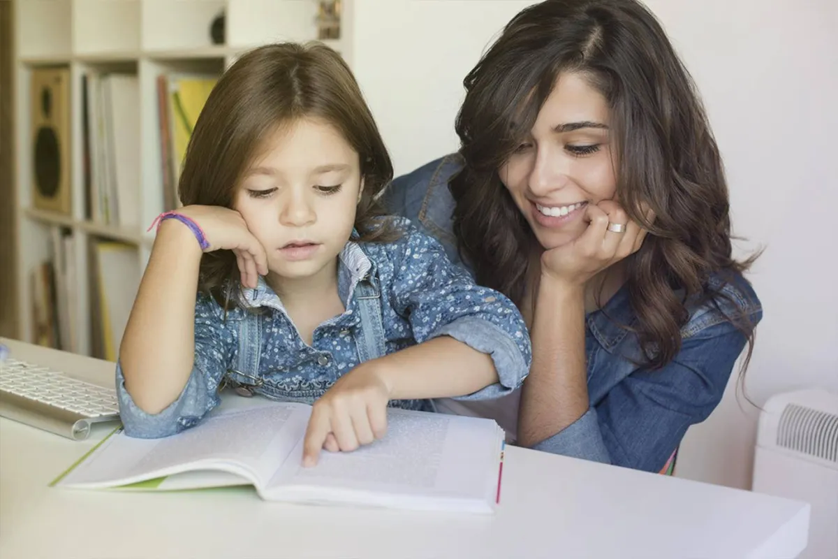 صورة لأم وطفلتها