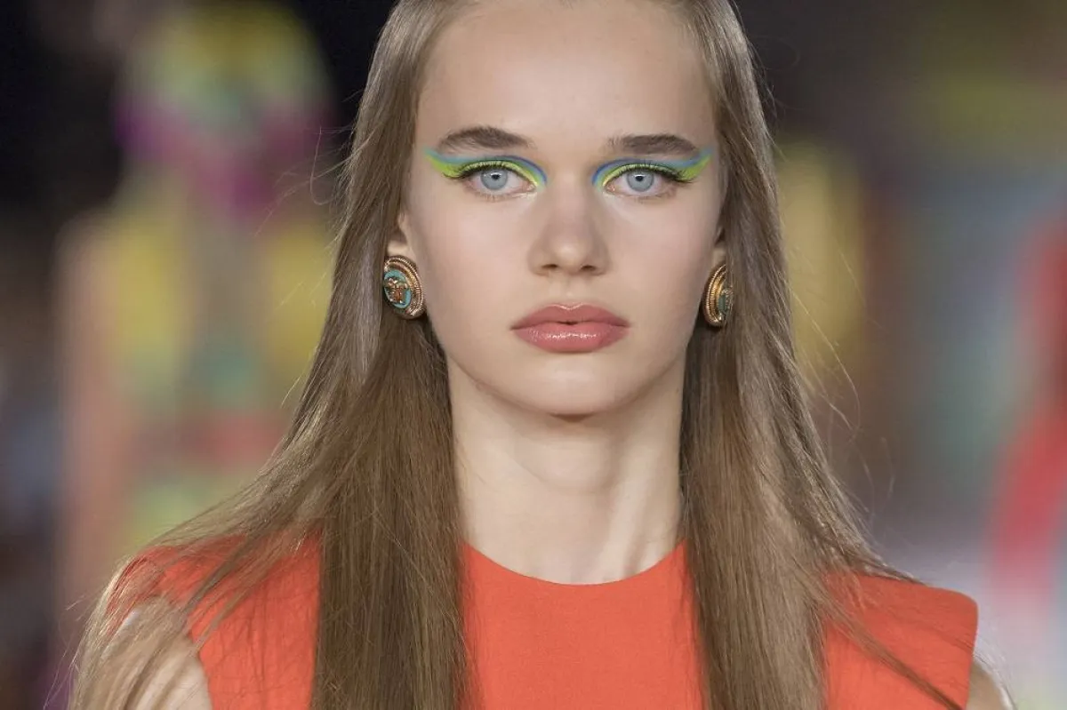  من عروض versace