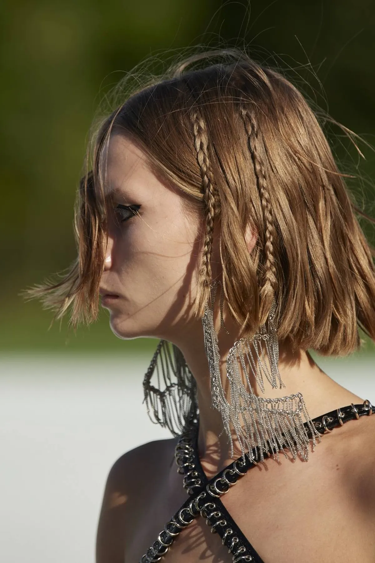 من عوض courreges 