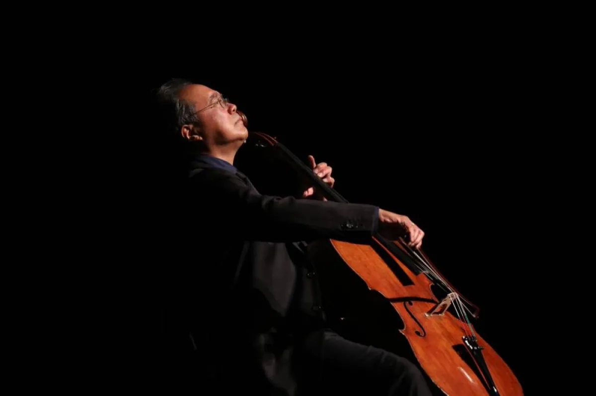 العازف العالمي يو يو ما في عرضه بتونس- الصورة من حساب وزارة الثقافة على الفيس بوك