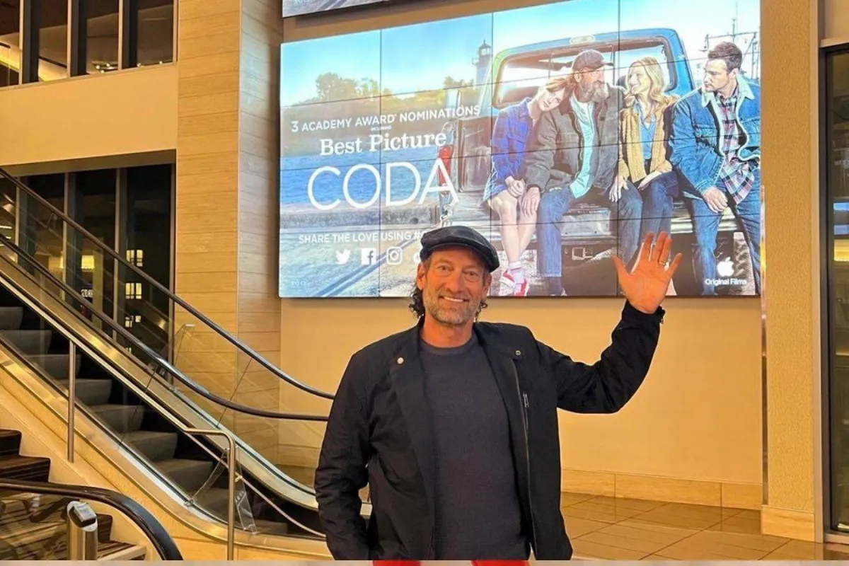 تروي كوستور- الصورة من حسابه على إنستغرام