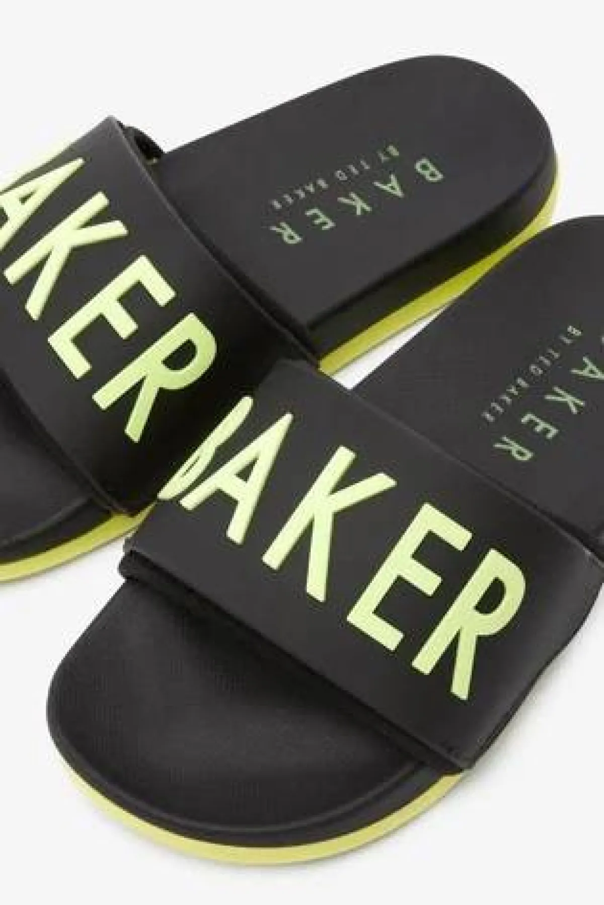 مجموعة Baker by Ted Baker من NEXT  