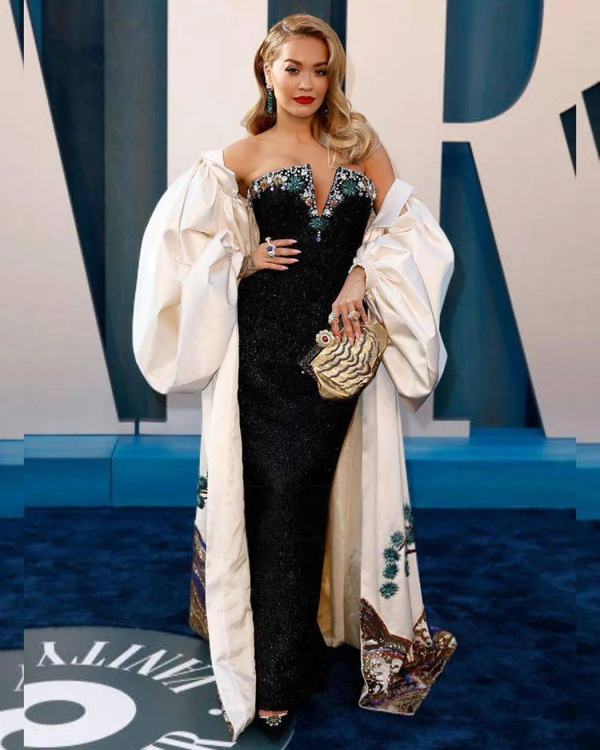 مجوهرات بوشرون -الصورة من حساب خبير المظهر Rob Zangardi على انستغرام