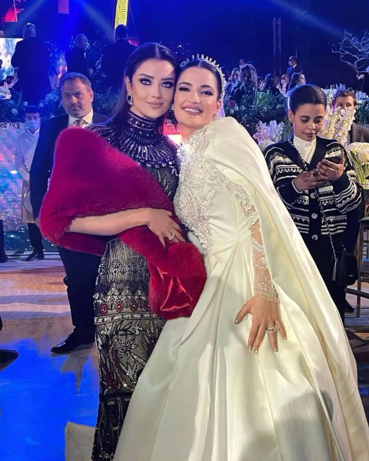 رضوى الشربيني وشام الذهبي - الصورة من حسابها على انستغرام