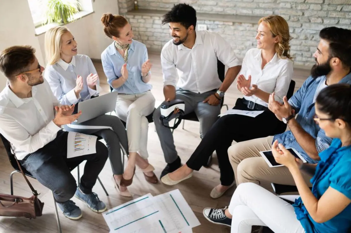 نموذج "العمل الهجين" يزيد إنتاجيّة الموظفين