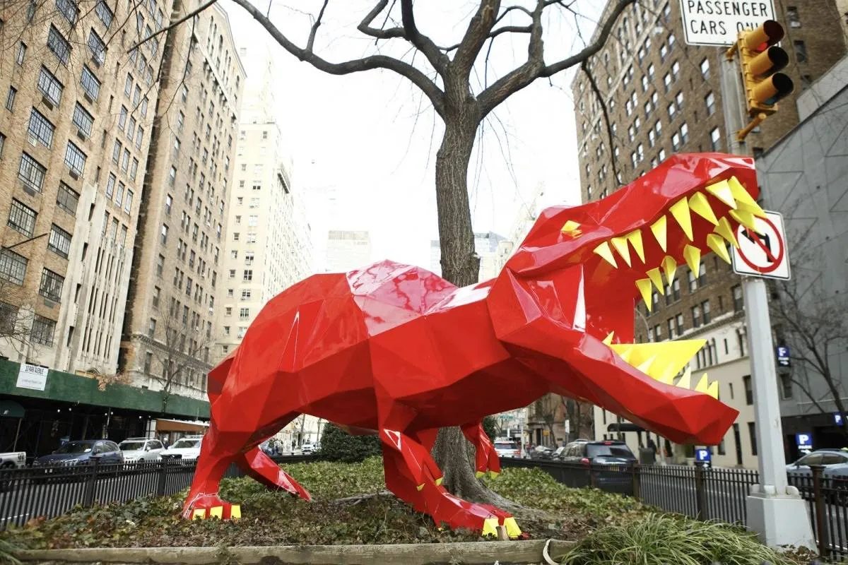 صورة تمثال حيوان ضخم