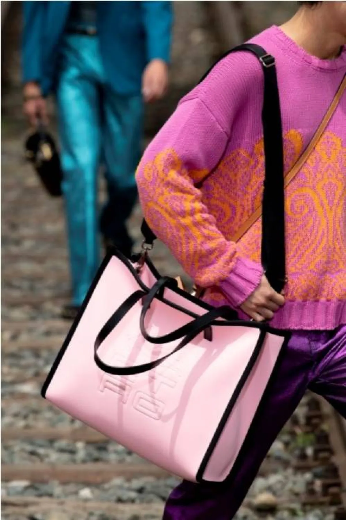 حقيبة رجالية من إيترو  Etro