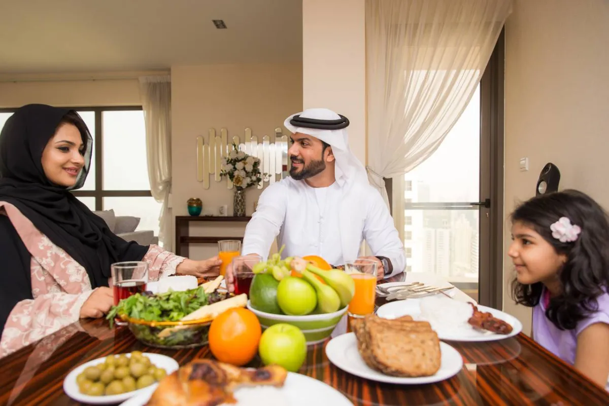 صوة لعائلة على الإفطار