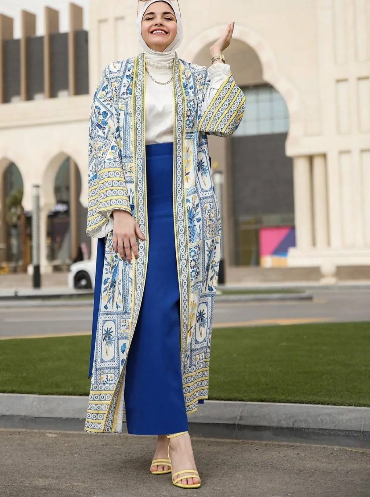 عباية ملونة