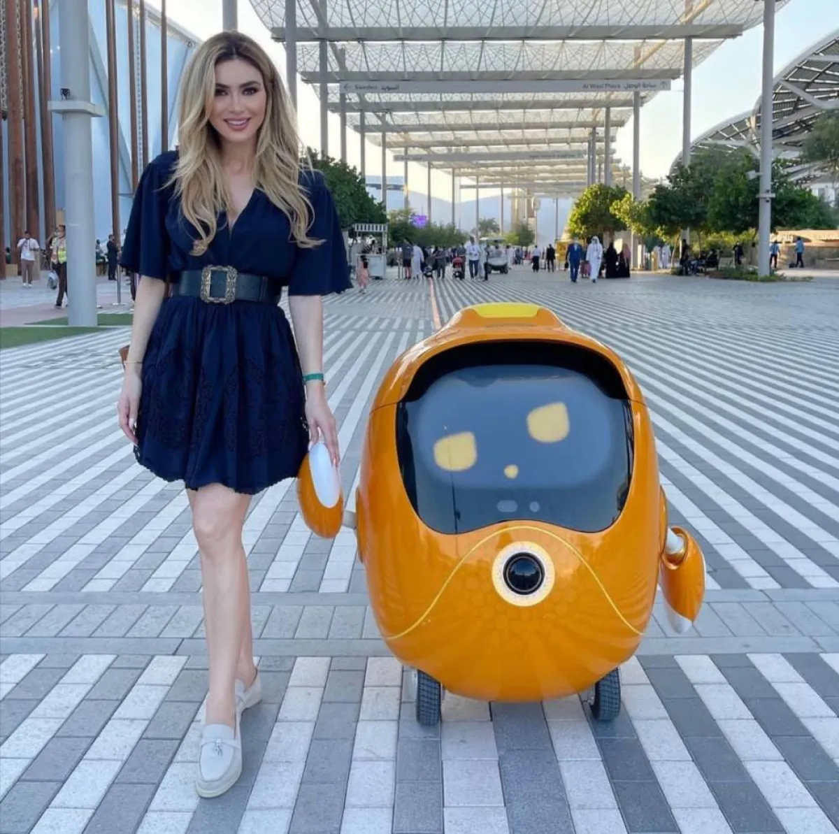 فساتين ستيفاني صليبا