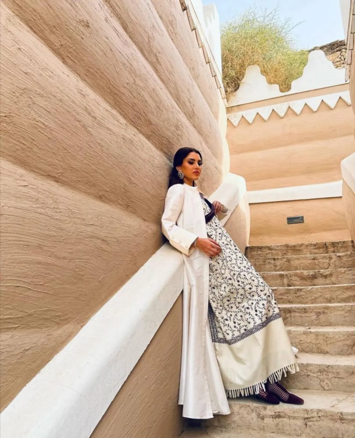 من تصميم أروى العماري 