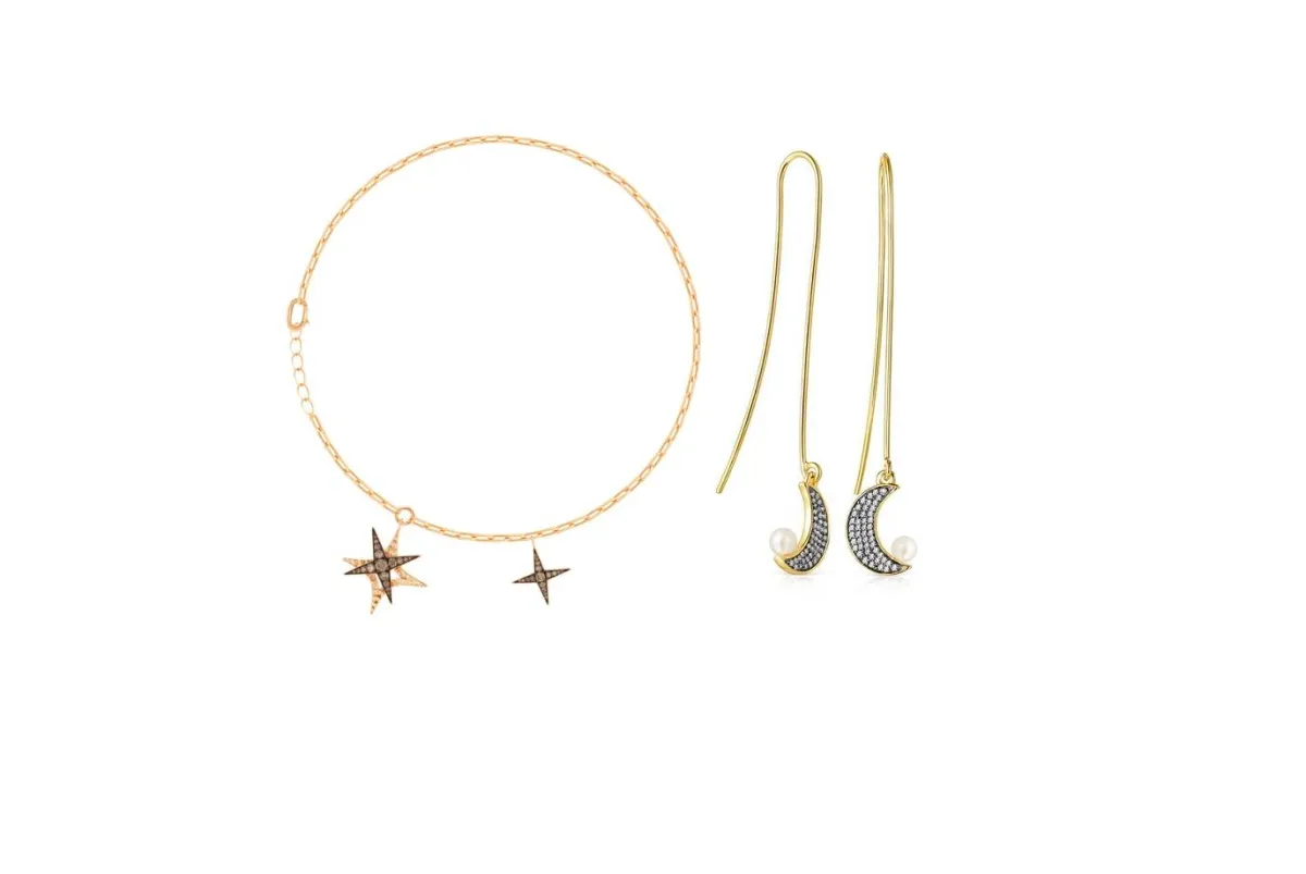 قطع مجوهرات بتصميم الهلال والنجمة مناسبة لرمضان