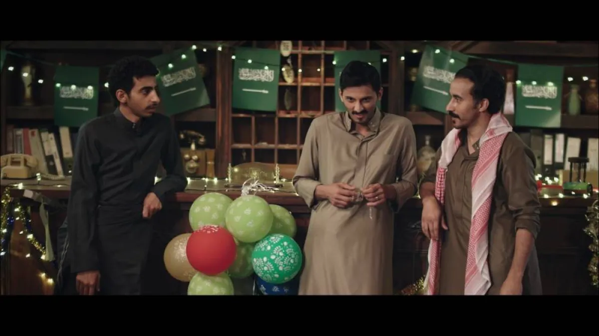 مشهد يجمع سعد عزيز، صالح أبو عمرة، محمد الشهري في مسلسل سكة سفر - الصورة من المسؤول الإعلامي لمجموعة الـmbc