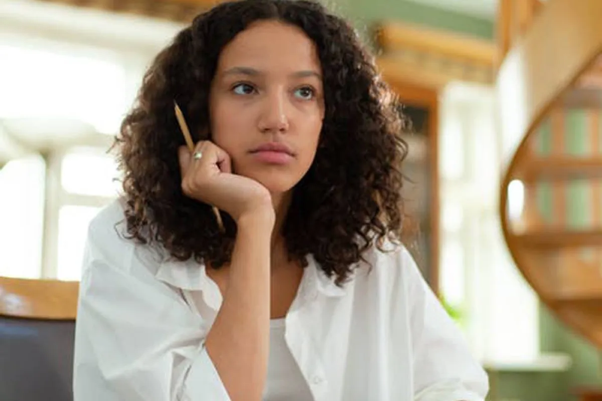 الاتزان العاطفي وتجنب الانجرار وراء المشاعر المزيفة