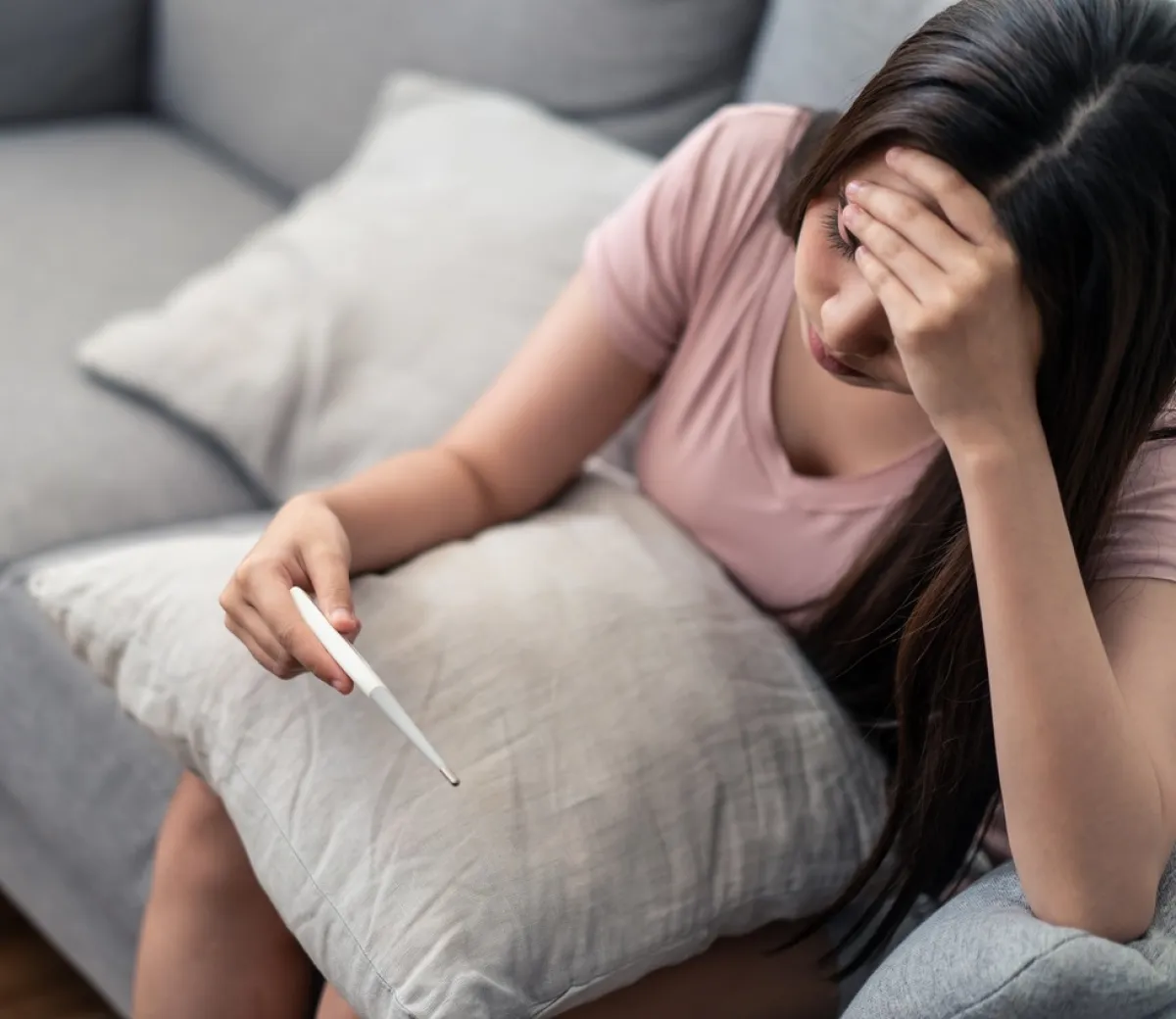 صورة لامرأة مصابة بالحمّى