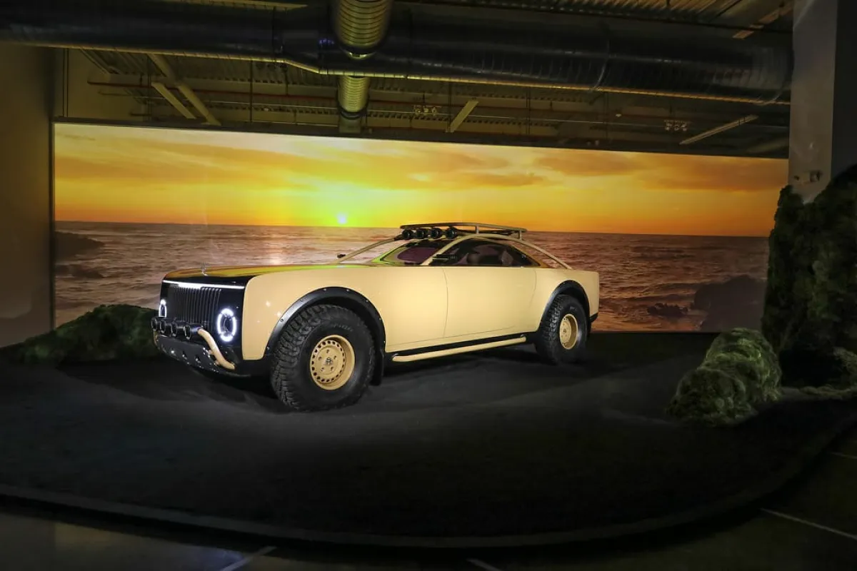 سيارة مرسيدس مايباخ الاختبارية الفخمة