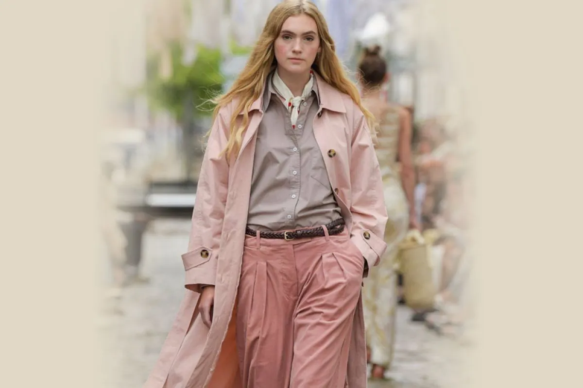 بنطلون باللون الوردي الباستيل من لوف شايلد 1979 Lovechild 1979   