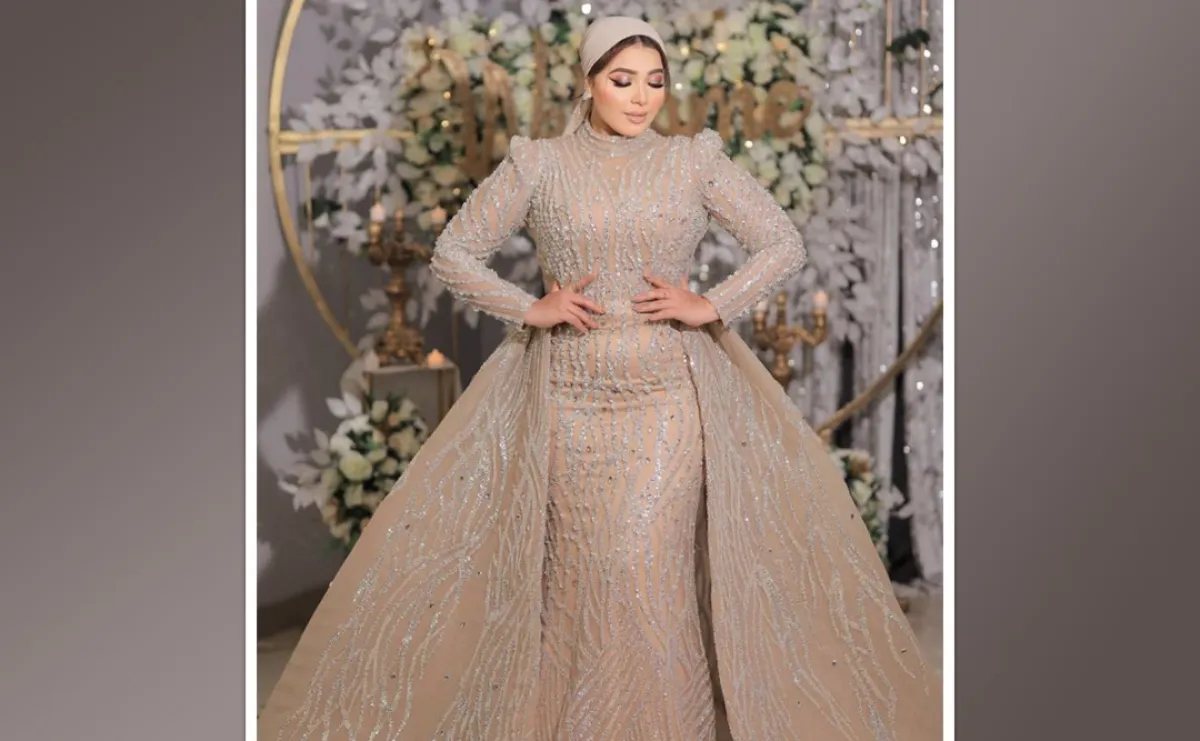 حنان الحكيم بفستان لامع