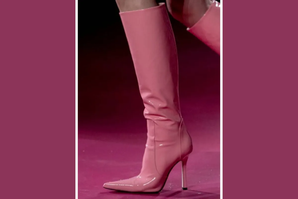 الجزمة الشتوية تزيّن عروض صيف 2022 من بلومارين  Blumarine