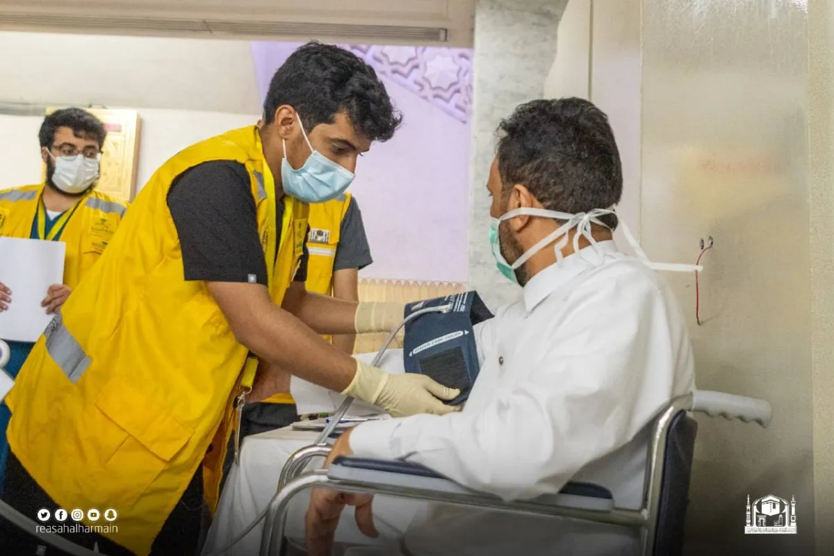 خمس عيادات طبية للمعتكفين بالمسجد الحرام