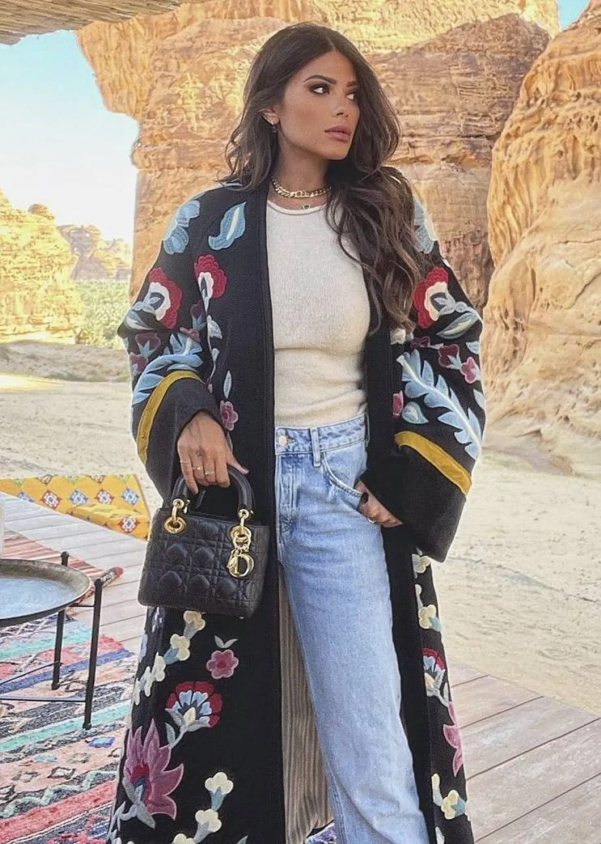 العباية المطبعة 