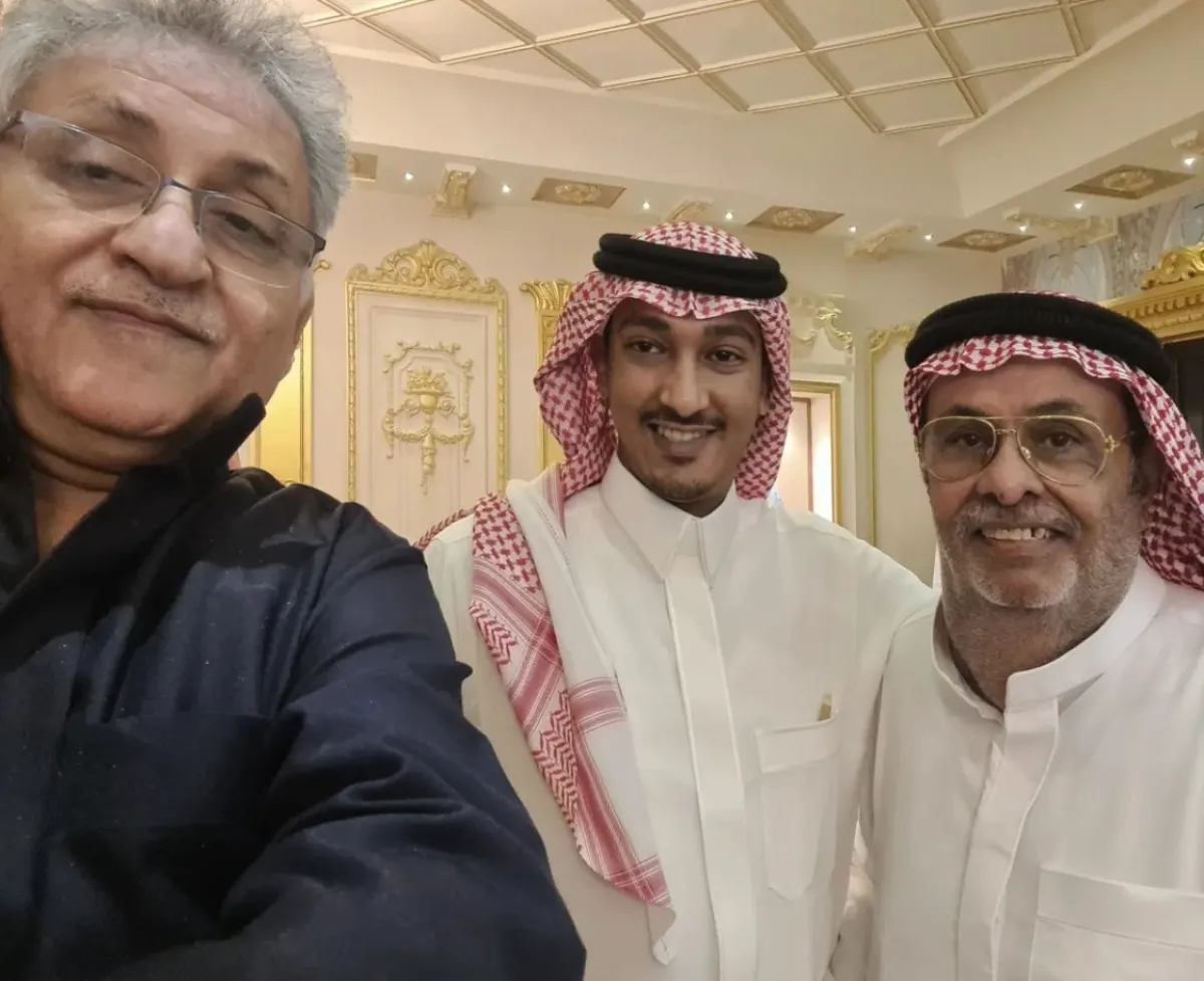 بدر محمد عبده وفهد السعيد برفقة علي فقندش في حفل السحور- الصورة من حساب علي فقندش على الانستجرام