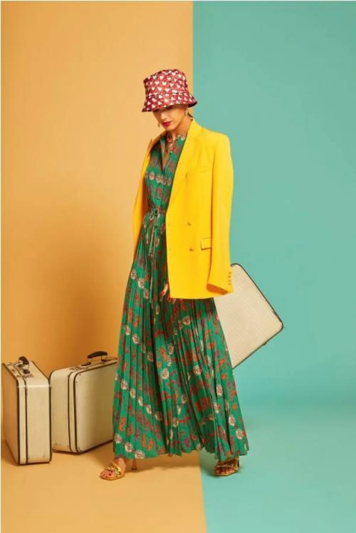 البليزر الطويل من أليساندرو انريكيز  Alessandro Enriquez