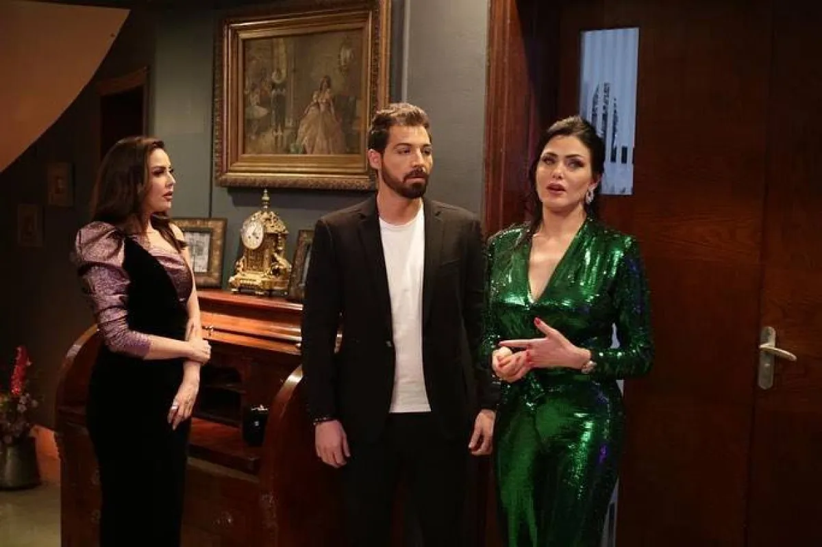 كواليس مسلسل  " بابلو" - صورة من صفحة أمينة مغربي على " انستغرام"