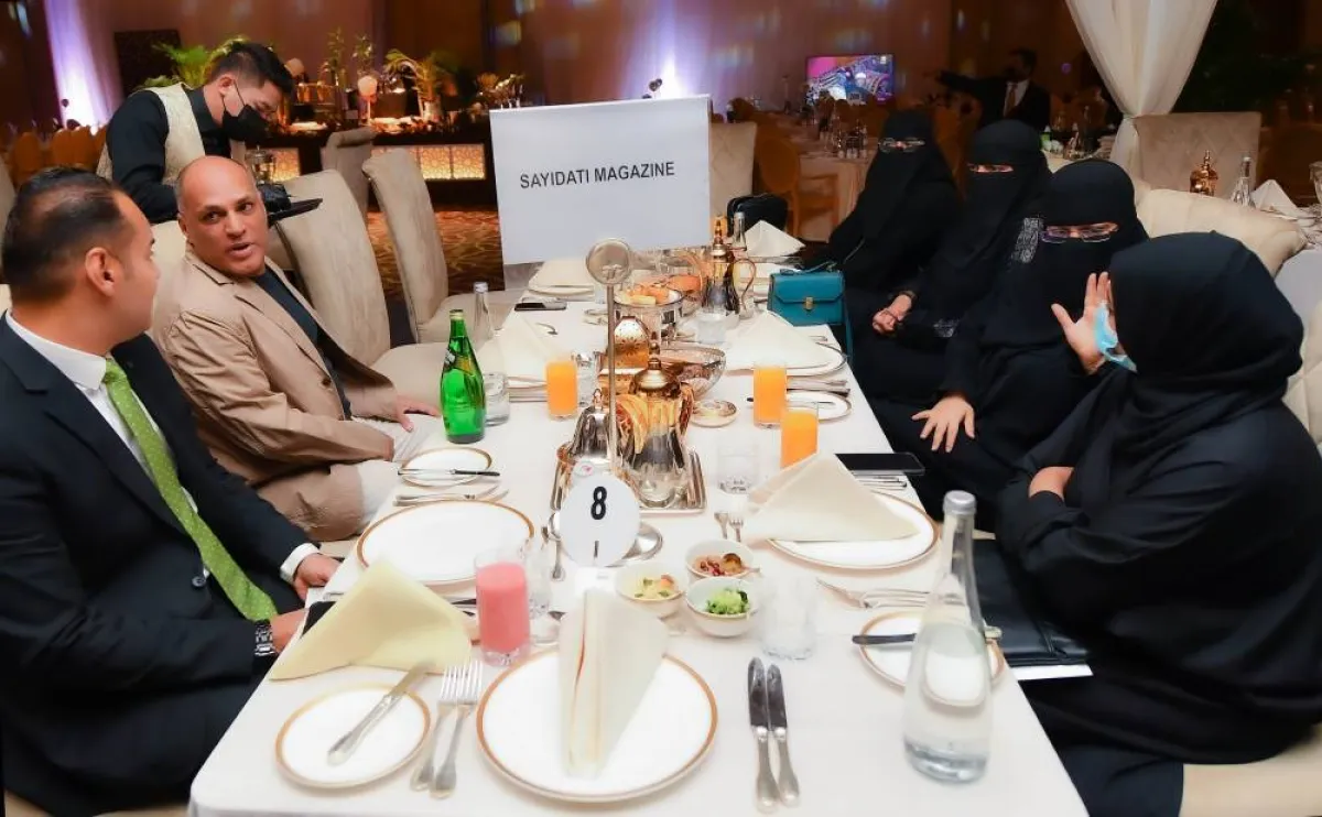 خلال مأدبة الإفطار في الفورسيزن