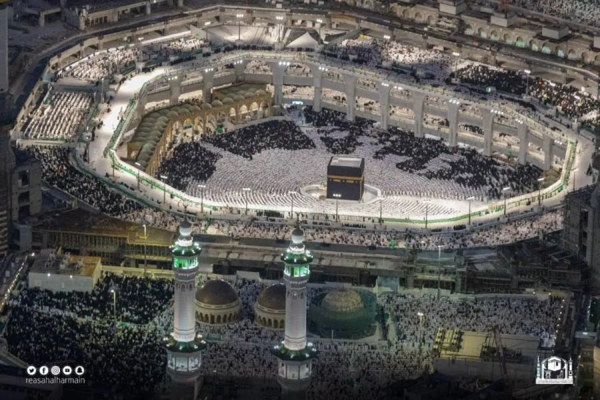 أبرز استعدادات المسجد الحرام ليلة (27) لاستقبال المصلين والمعتمرين