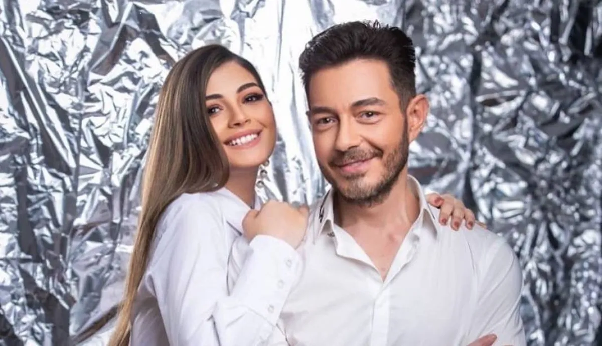 أحمد زاهر وابنته ليلى - صورة من حساب ليلى أحمد زاهر على موقع " انستغرام"