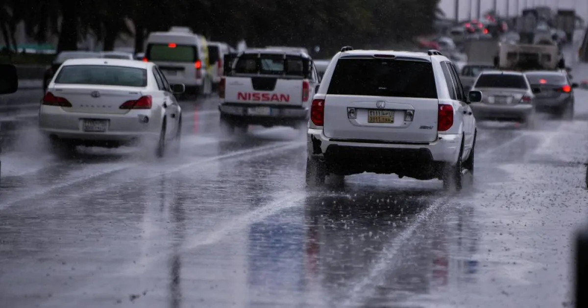 هطول أمطار على الرياض