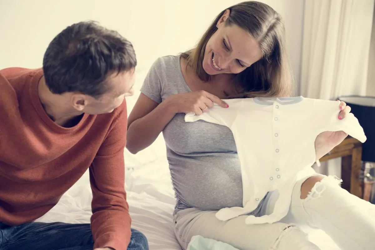 صورة لزوجة حامل