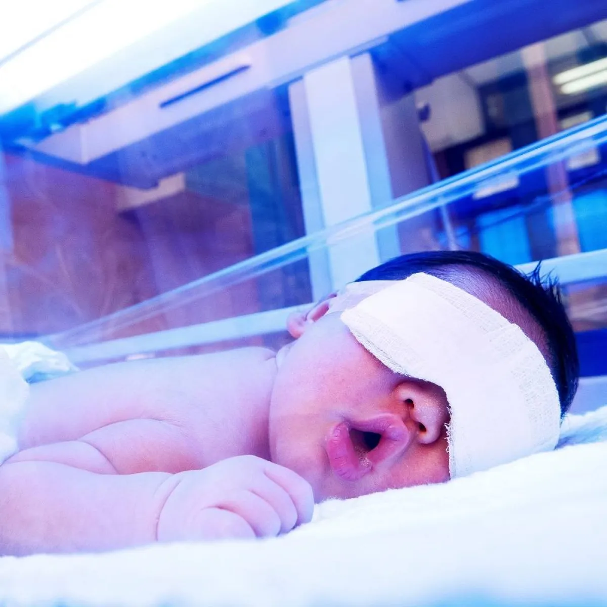 صورة لطفل مريض