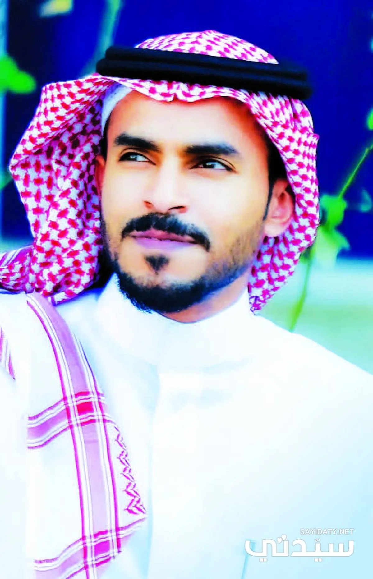 من السعودية الشاب ريان عبد الرحمن الخرفي، موظف