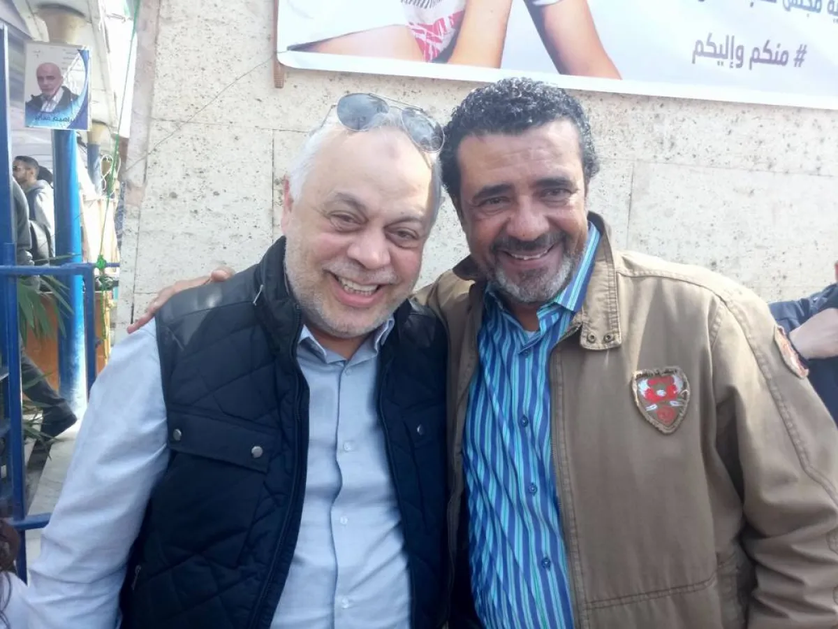 الفنان شريف خير الله برفقة أشرف زكي- الصورة من حسابه على فيسبوك