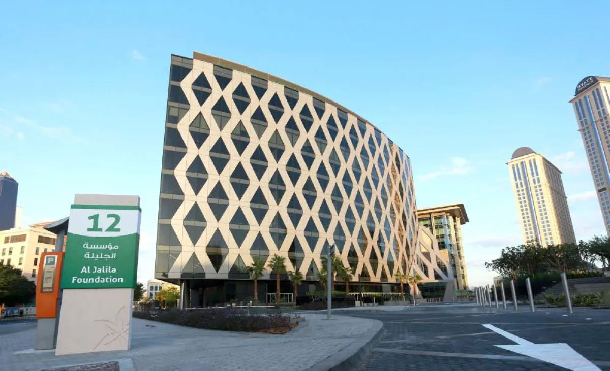 دبي تنشئ أول بنك حيوي معزز يتقنيات الروبوت في الإمارات - الصورة من وام