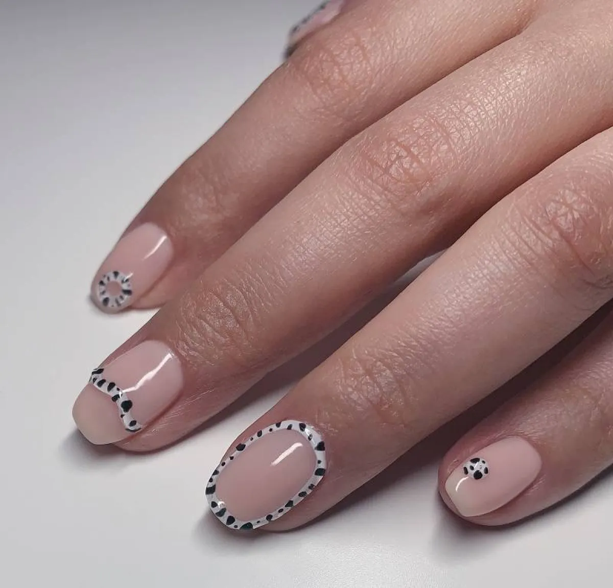 مناكير بنقوش الحيوانات