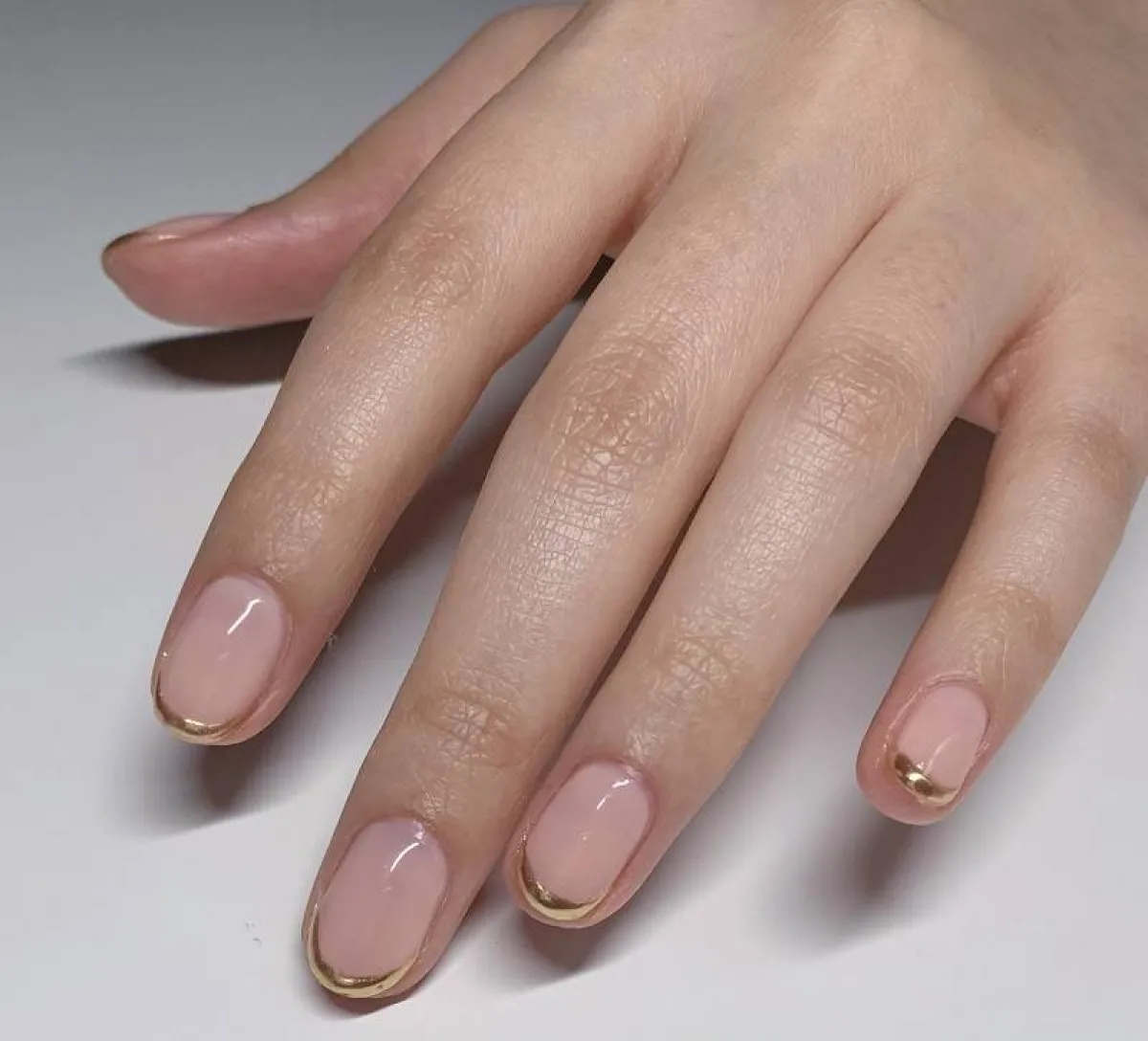 المناكير الفرنش لربيع وصيف 2022