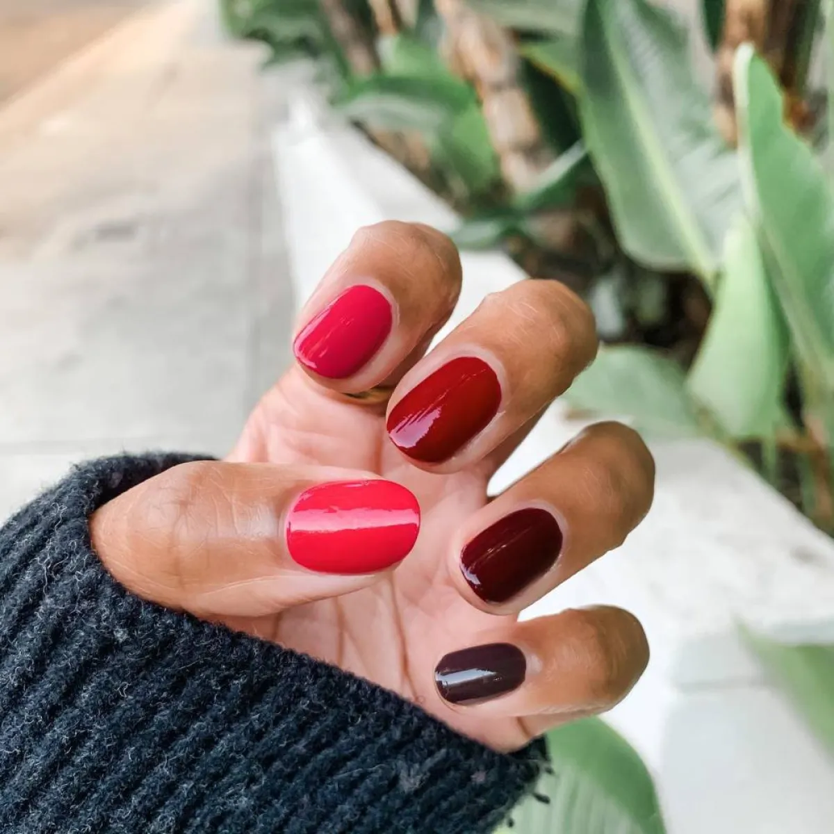 ألوان مناكير موضة ربيع 2022