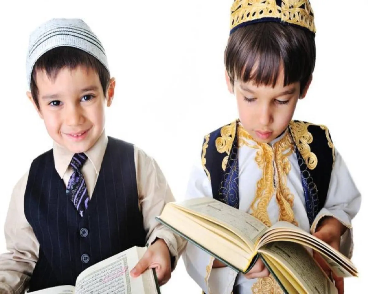 صورة لطفلين