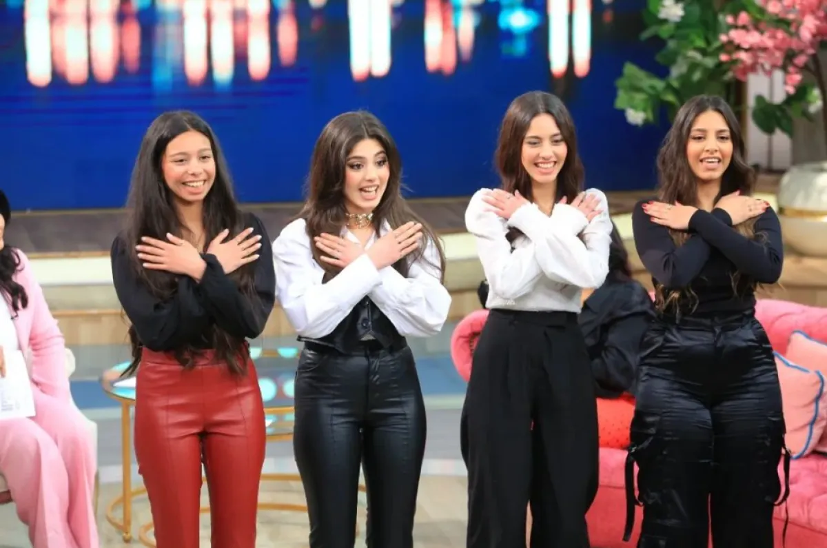 مايان السيد وإخوتها الثلاثة في حلقة منى الشاذلي - الصورة من حساب منى الشاذلي على انستغرام