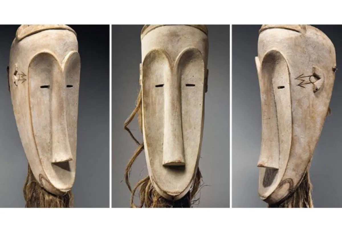 قناع أفريقي أثري