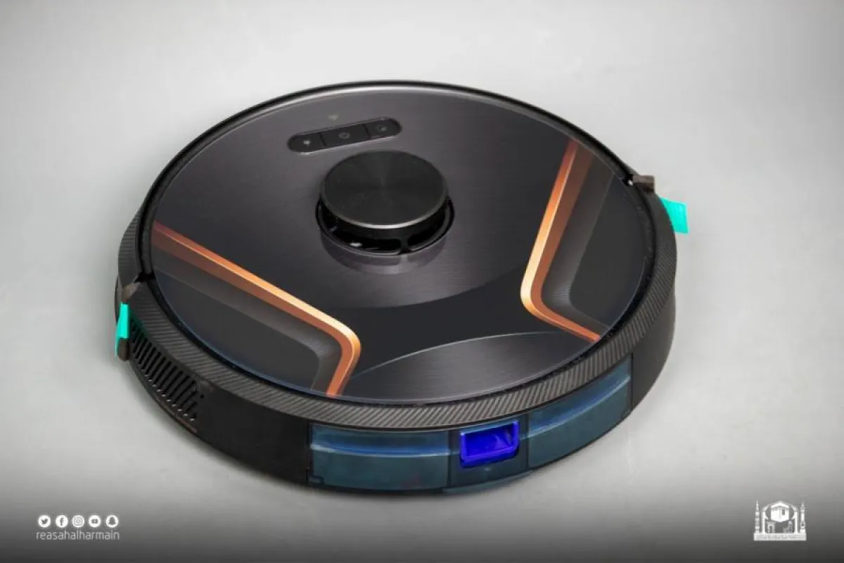 استحداث مكنسة ذكية لتطهير سطح الكعبة المشرفة