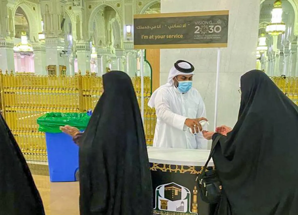 وكالتا شؤون المسجد الحرام والشؤون النسائية تُفعَّل خدمة إرشاد التائهين بالمسجد الحرام