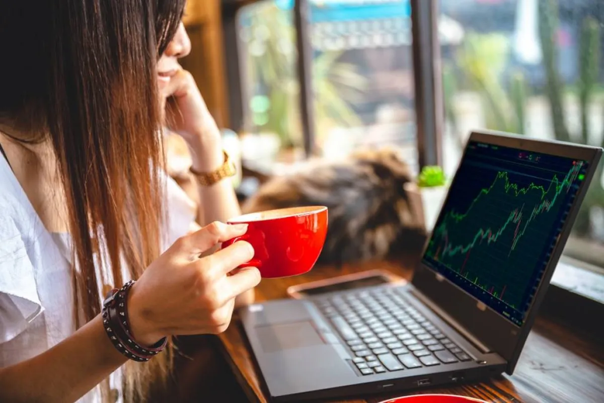 التنقّل بين الوظائف هو بمثابة إشارة إلى الشركة بأن الموظّف غير قادر على الالتزام