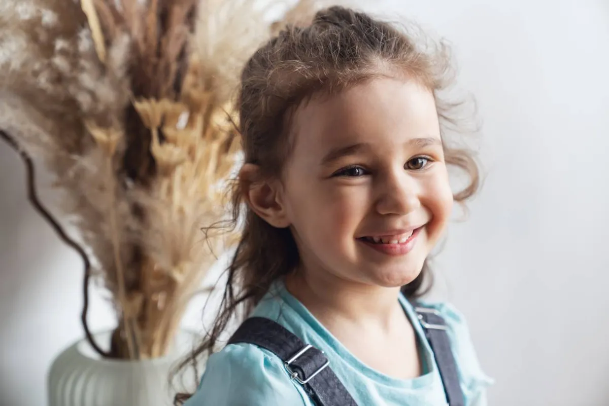 صورة لطفلة مرنة