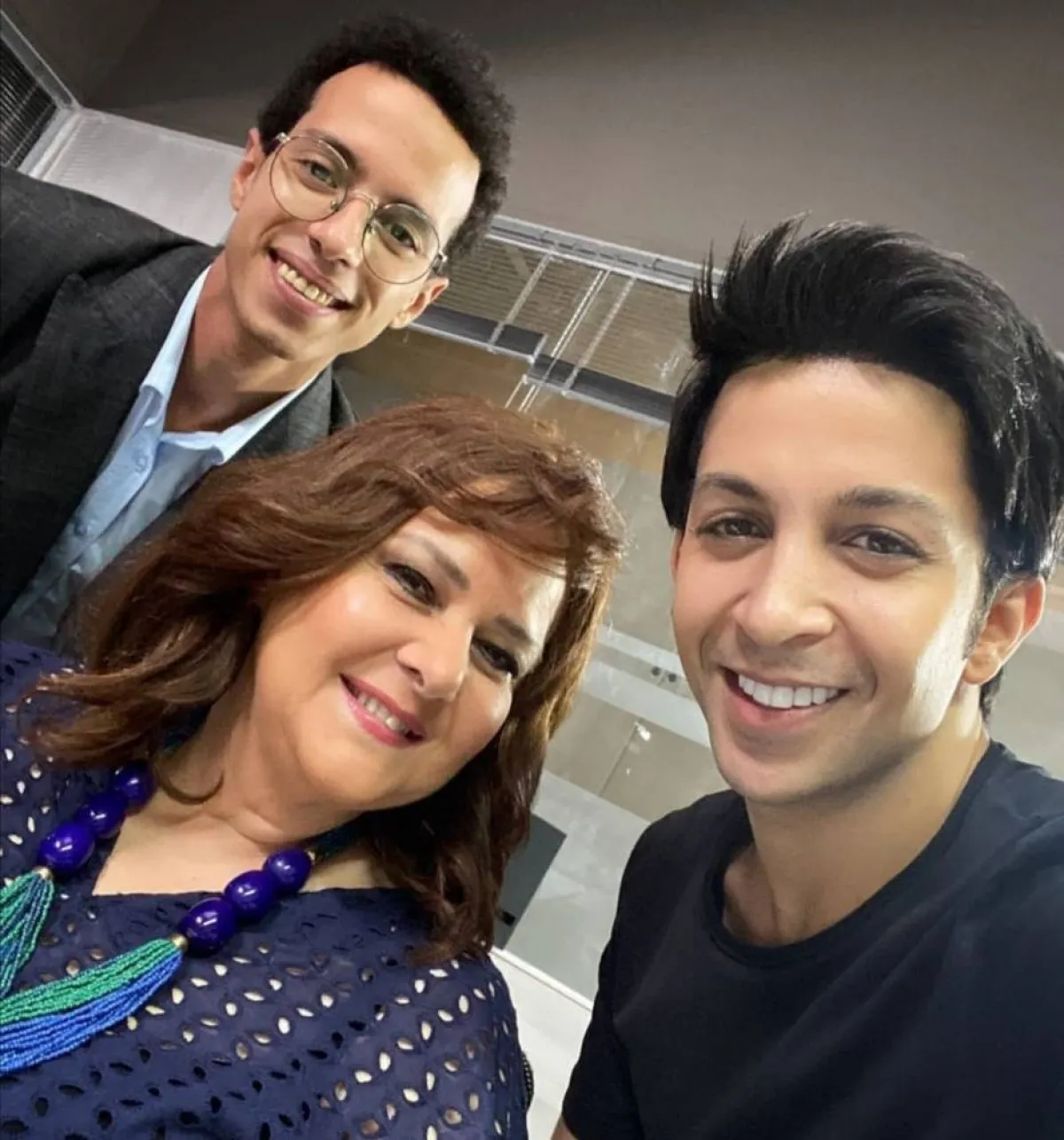 دلال عبد العزيز وهشام جمال من الجزء الأول - الصورة من صفحة هشام جمال على الفيس بوك