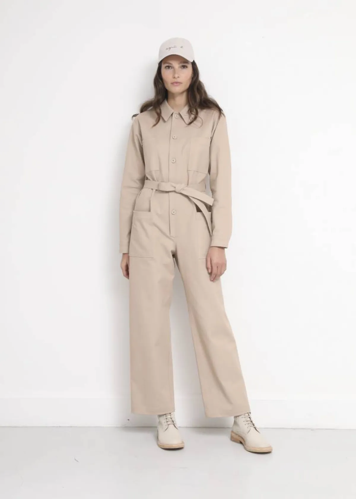 جمبسوت باللون البيج من  أنييس. بي Agnes B 